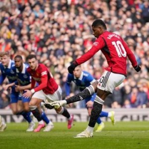 林良锋：加纳乔乱拳出击，埃弗顿轻易中计