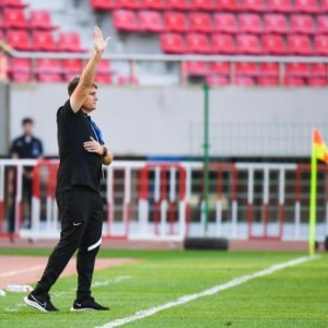 足球直播-三镇主帅首度畅谈争冠：到赛季尾声为更重目标而战